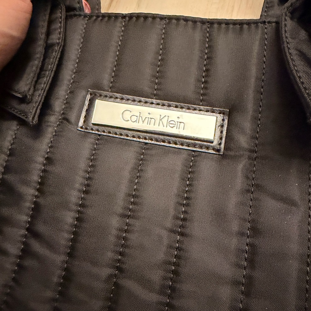 Calvin Klein Black Quilted Tote Bag - Picture 2 of 4